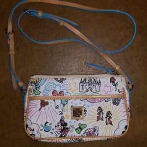 Dooney & Bourke crossbody purse